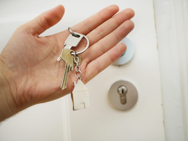 New Home Security: Keys in Hand, Doors Secure – Safeguarding Your Home Sweet Home | Expert Home Advice